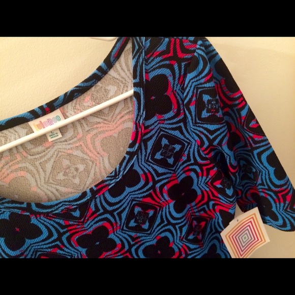 Nicole - Picture 3 of 3