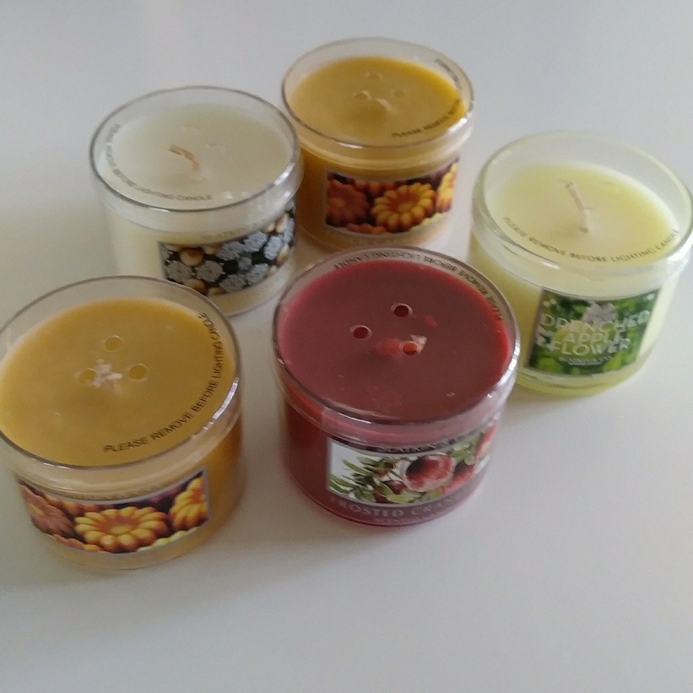 Bundle of 5 mini Bath and Body Works candles