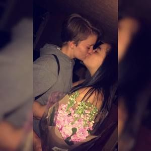 Meet your Posher, Dominique