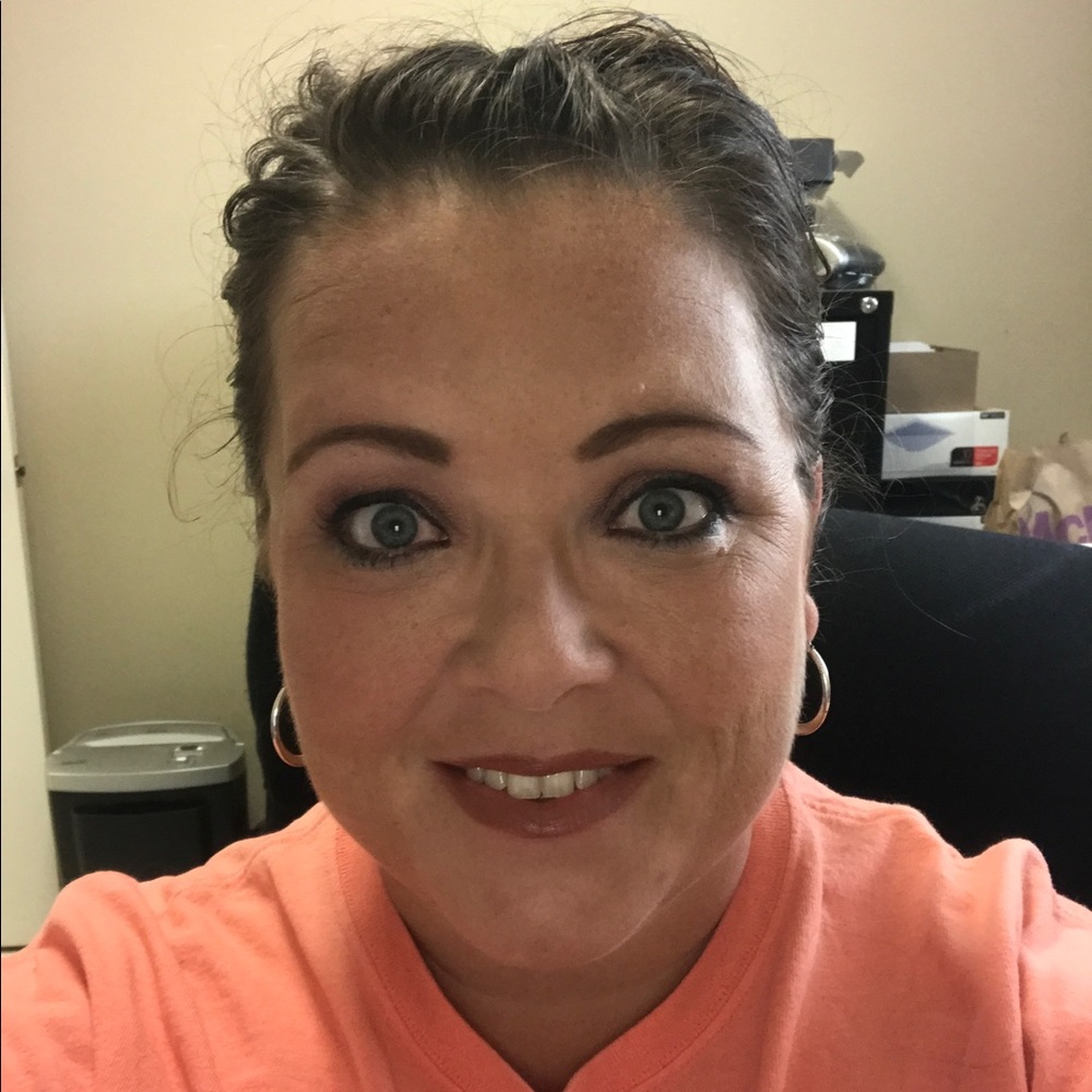 Meet your Posher, Amanda