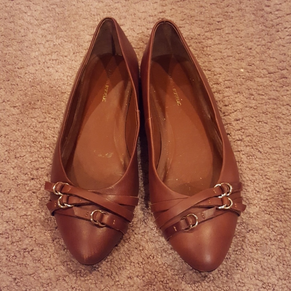 Banana Republic Flats