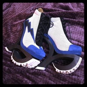 Jeffrey Campbell Elysian platform heel