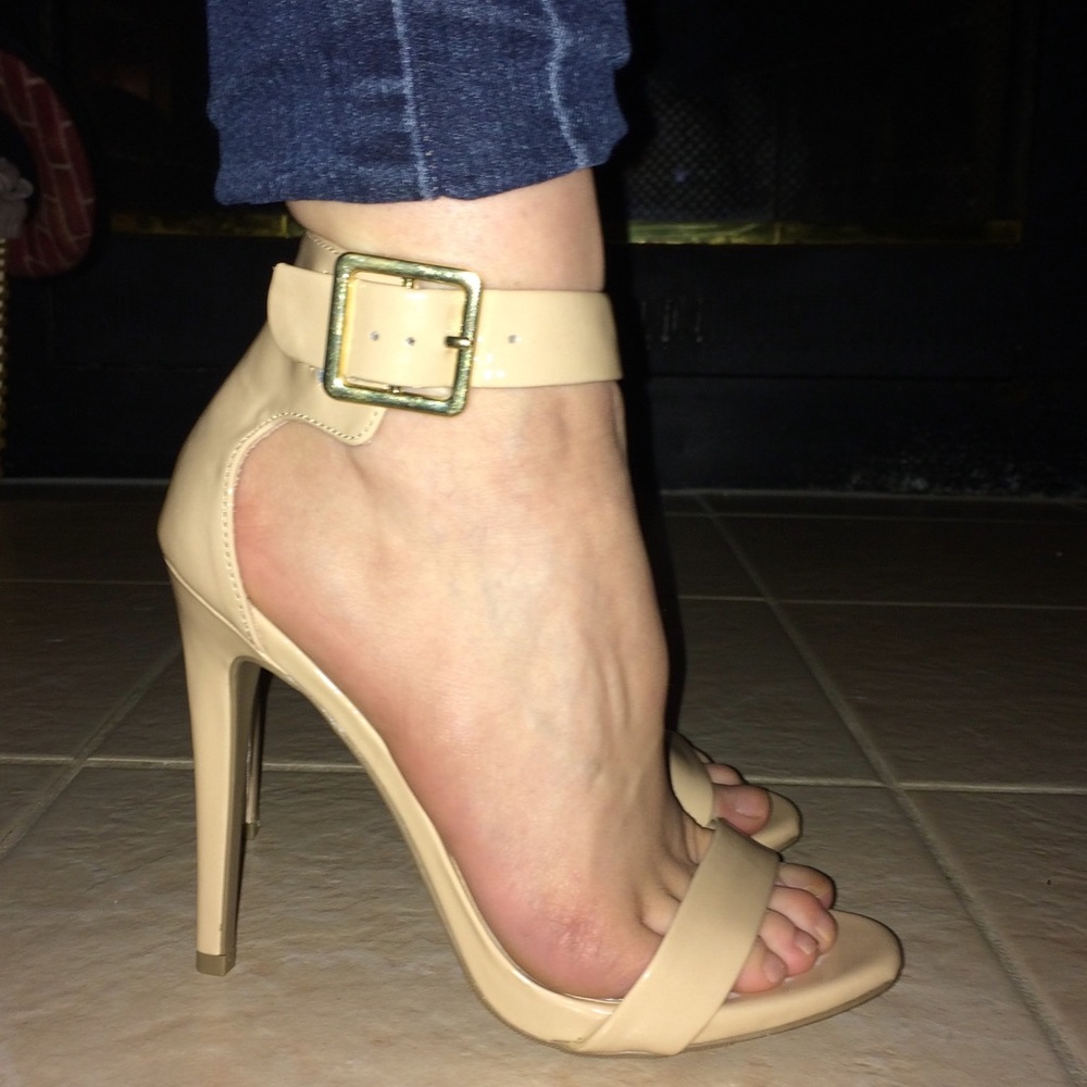 BRAND NEW Mossimo heels!