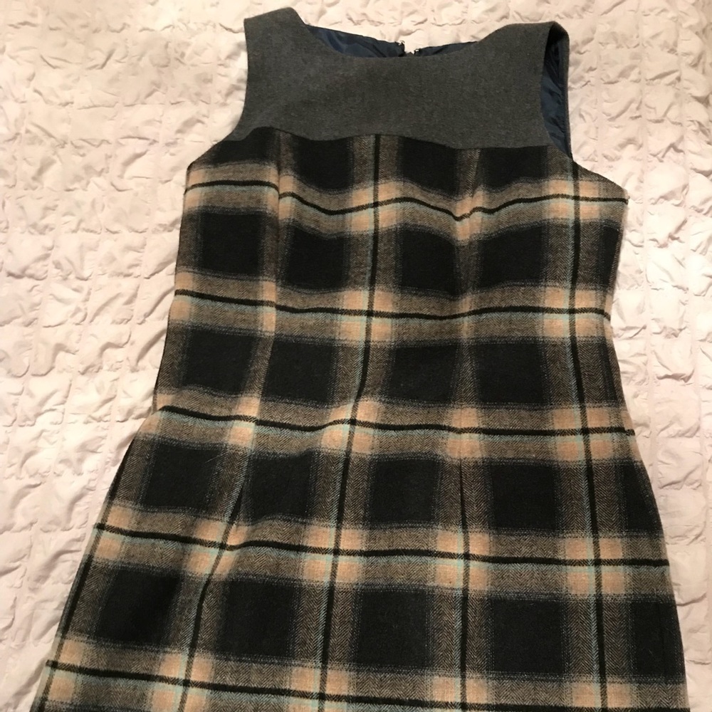 Beautiful fitted wool Tommy Hilfiger Dress Sz 12