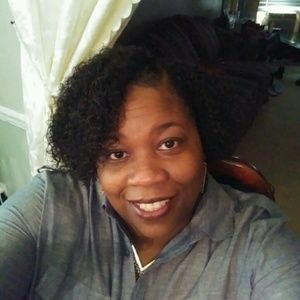 Meet your Posher, Deborah