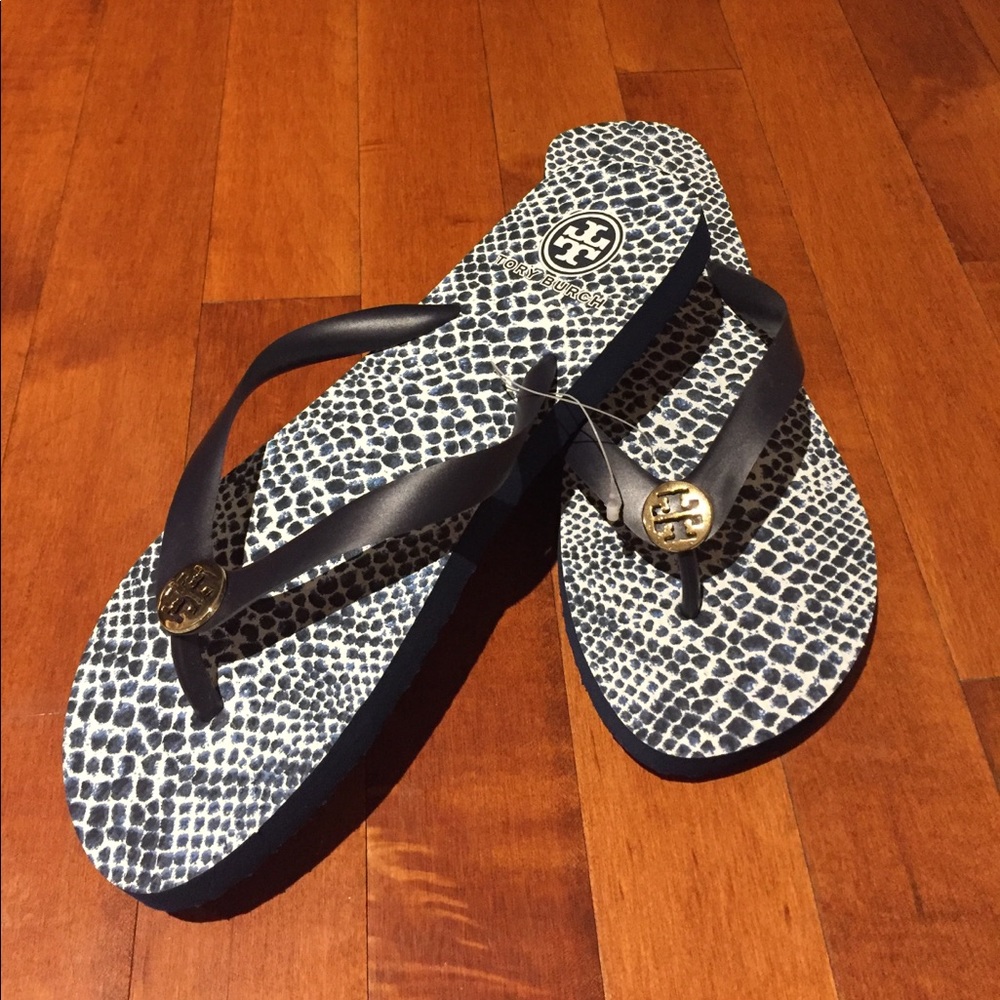 Tory Burch flip flops 8M
