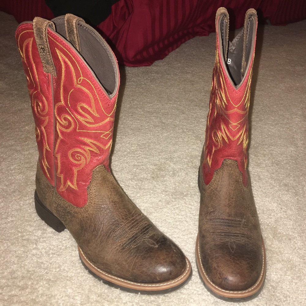 Ariat Women’s Cowboy boots