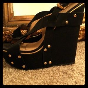 Cute black wedges