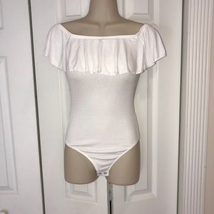 NWT Express White Ruffle Bodysuit | XS