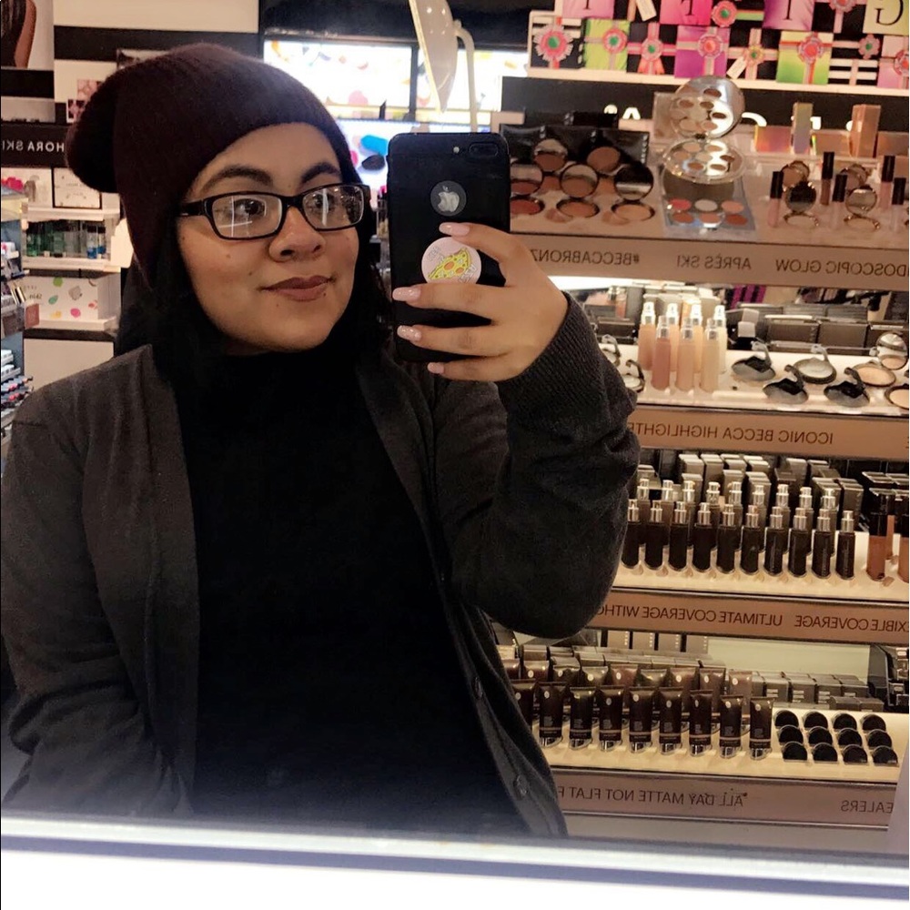 Meet your Posher, Renee