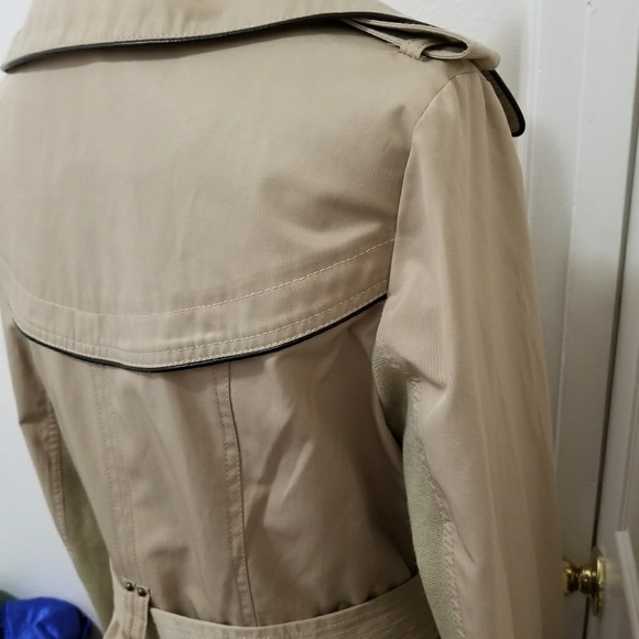 NWT* Khaki Trenchcoat BCBGeneration* - Picture 4 of 6