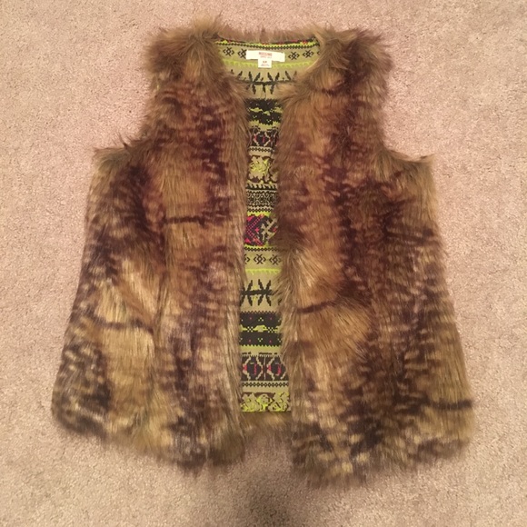 Mossimo Supply Co. Jackets & Blazers - Mossimo Fur Vest small