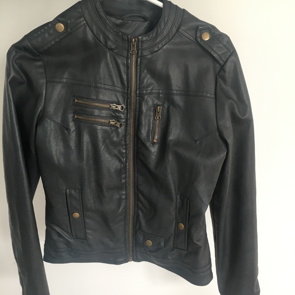 Light black jacket