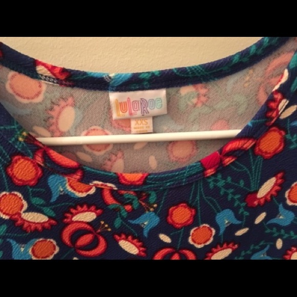 Carly - Picture 3 of 3