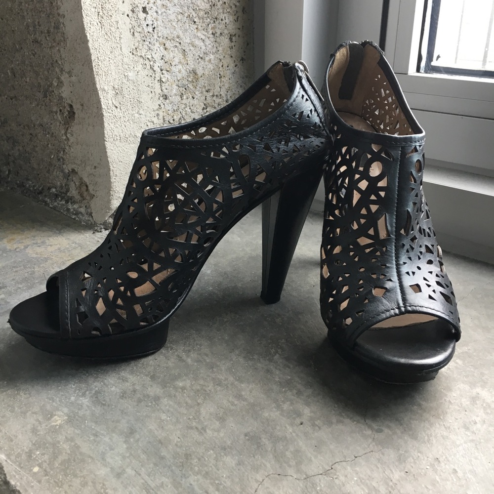 Mea Shadow Nelita Open Toe Laser Cut Platform Shoe