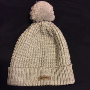 Columbia knit hat