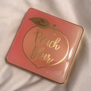 Too Faced Peach Blur Translucent Smoothing Powder