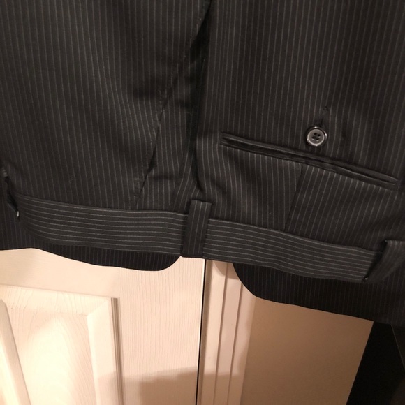 Men’s Suit jacket and pants - Picture 4 of 7