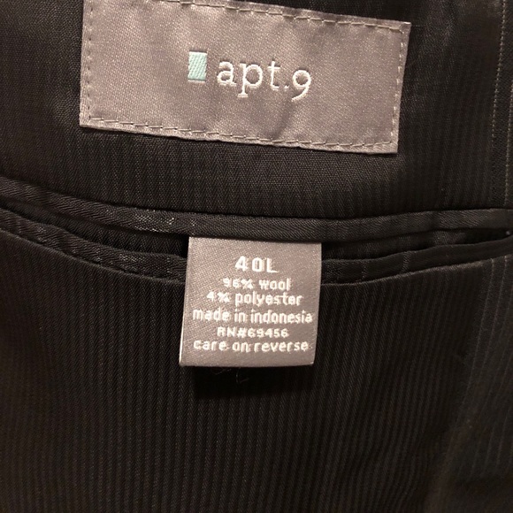 Men’s Suit jacket and pants - Picture 7 of 7