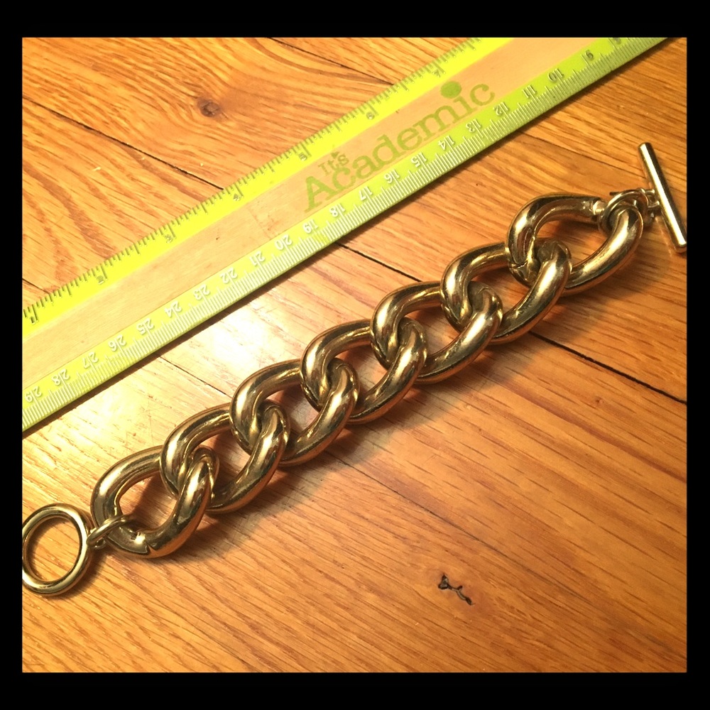 Banana Republic large gold chain bracelet