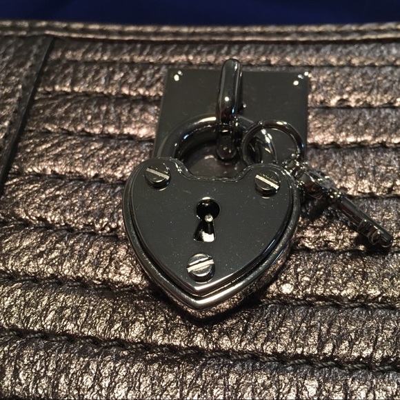 Juicy Couture - Robertson Zip Continental Wallet - Picture 2 of 6