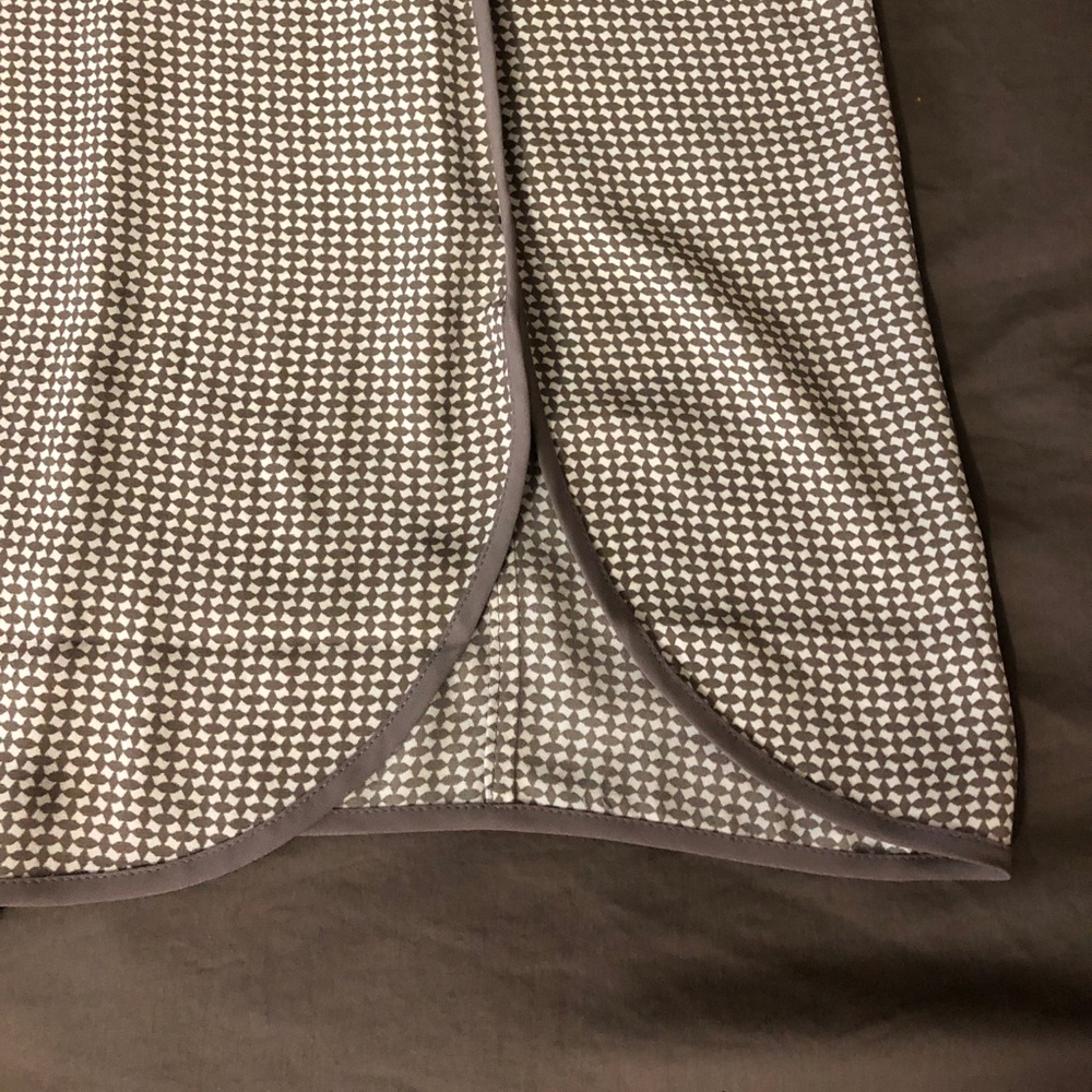 Loft Patterned tank - Picture 3 of 3