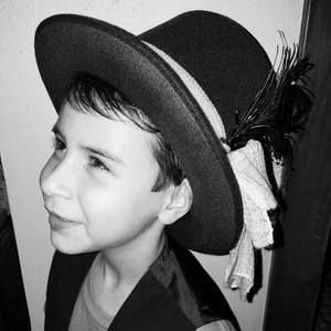 Meet your Posher, Veronica