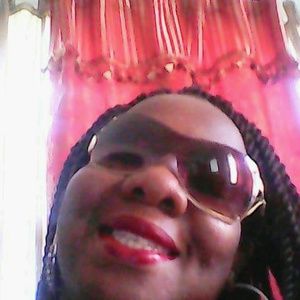 Meet your Posher, Sherry