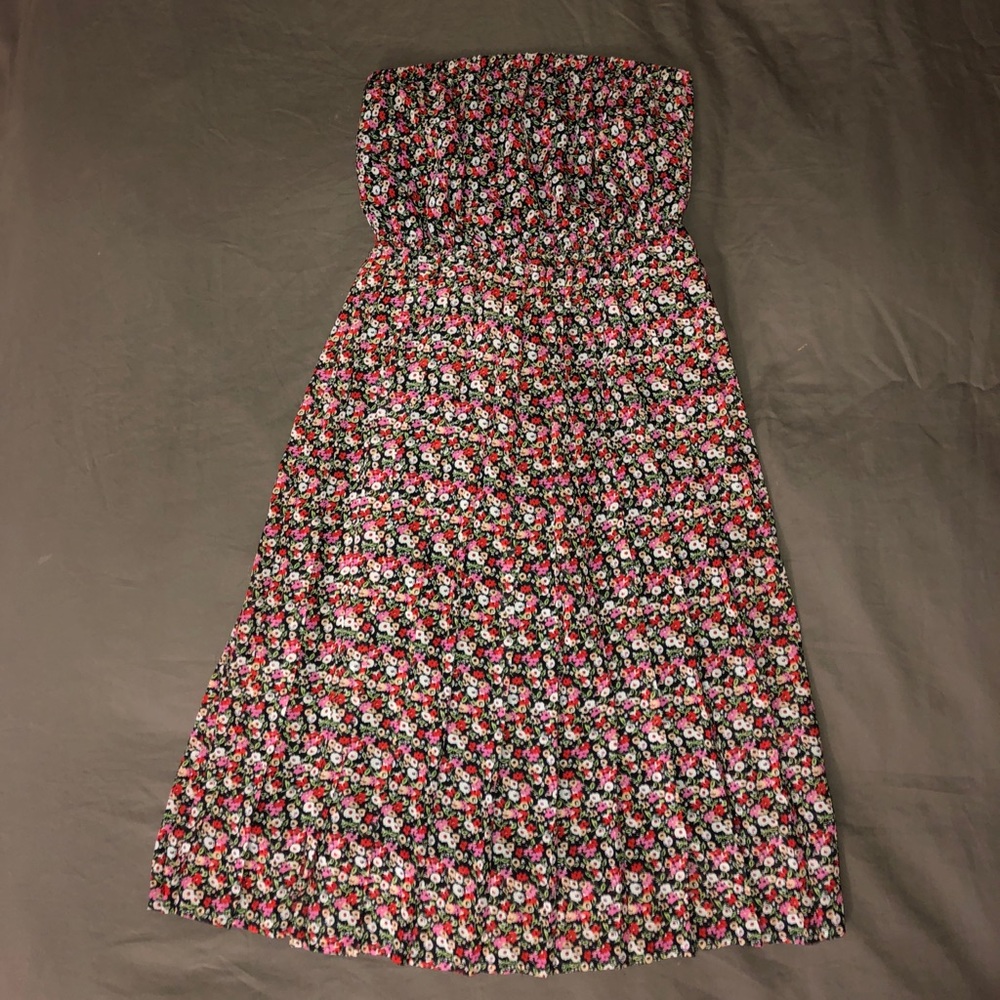 Kimchi Blue Floral strapless dress