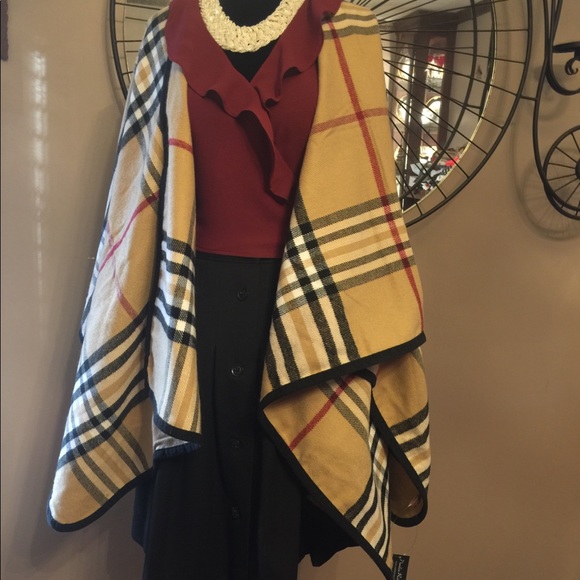 BUNDLE SALE: Wrap semi-sheer top - Picture 4 of 7