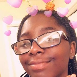 Meet your Posher, Jeniva