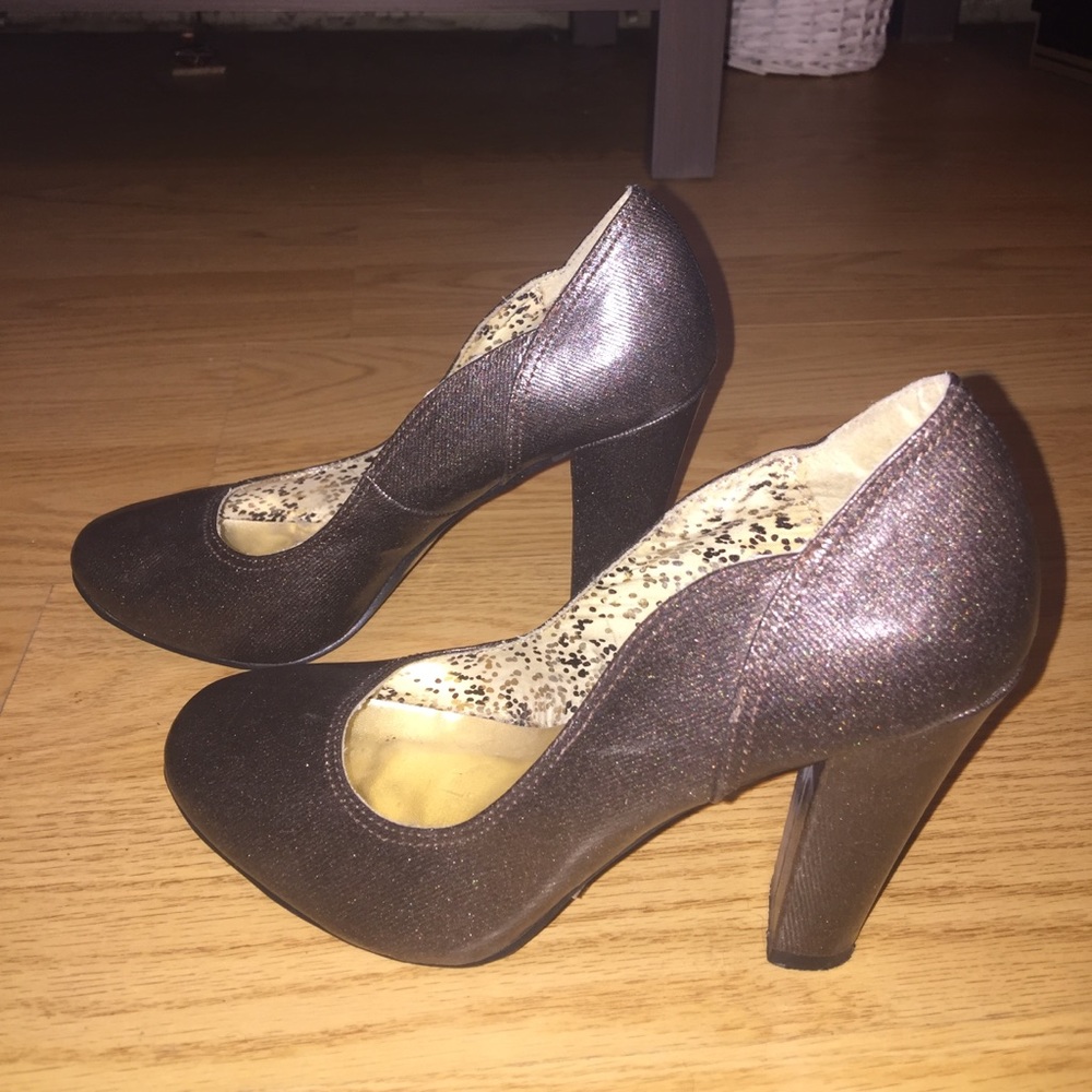 Cute Holiday Heels!