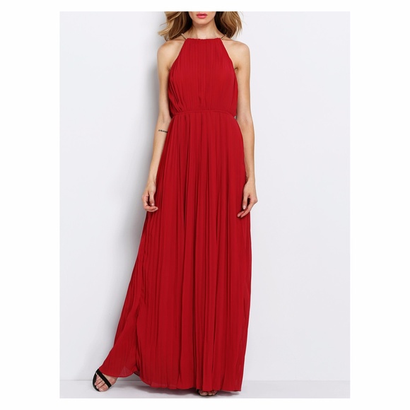 Burgundy Red Sleeveless Halter Pleated Maxi Dress - Picture 4 of 8