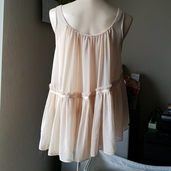 Alythea Sheer Sleeveless Asymmetrical Babydoll - Picture 3 of 4