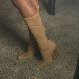 Square toed vintage suede boots