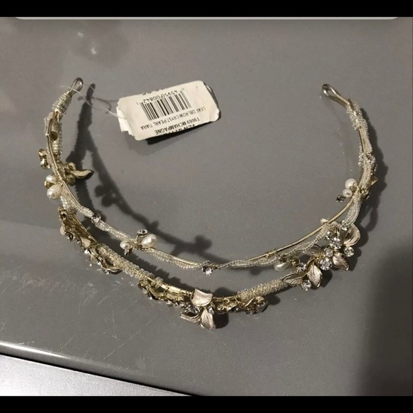 David\'s Bridal Double Row Crystal Beaded Tiara main image 4