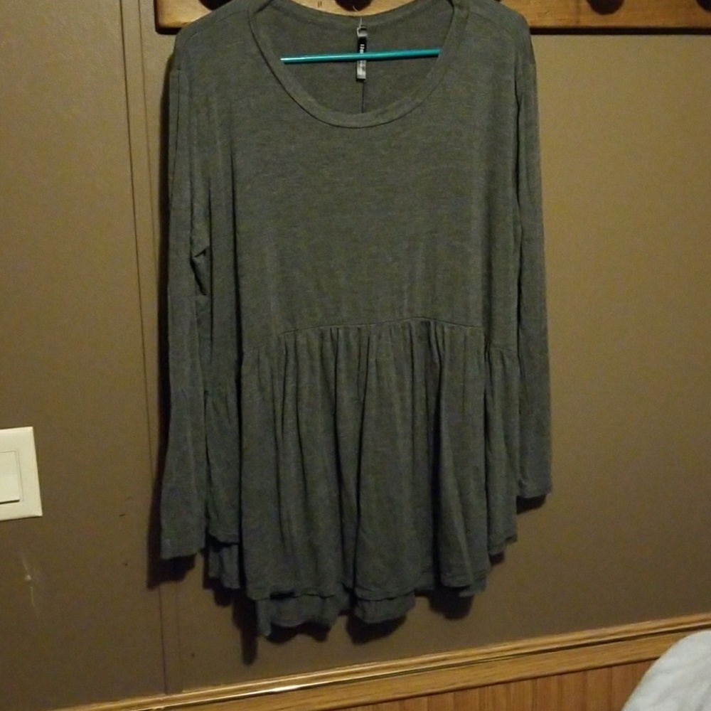 Gray peplum tunic