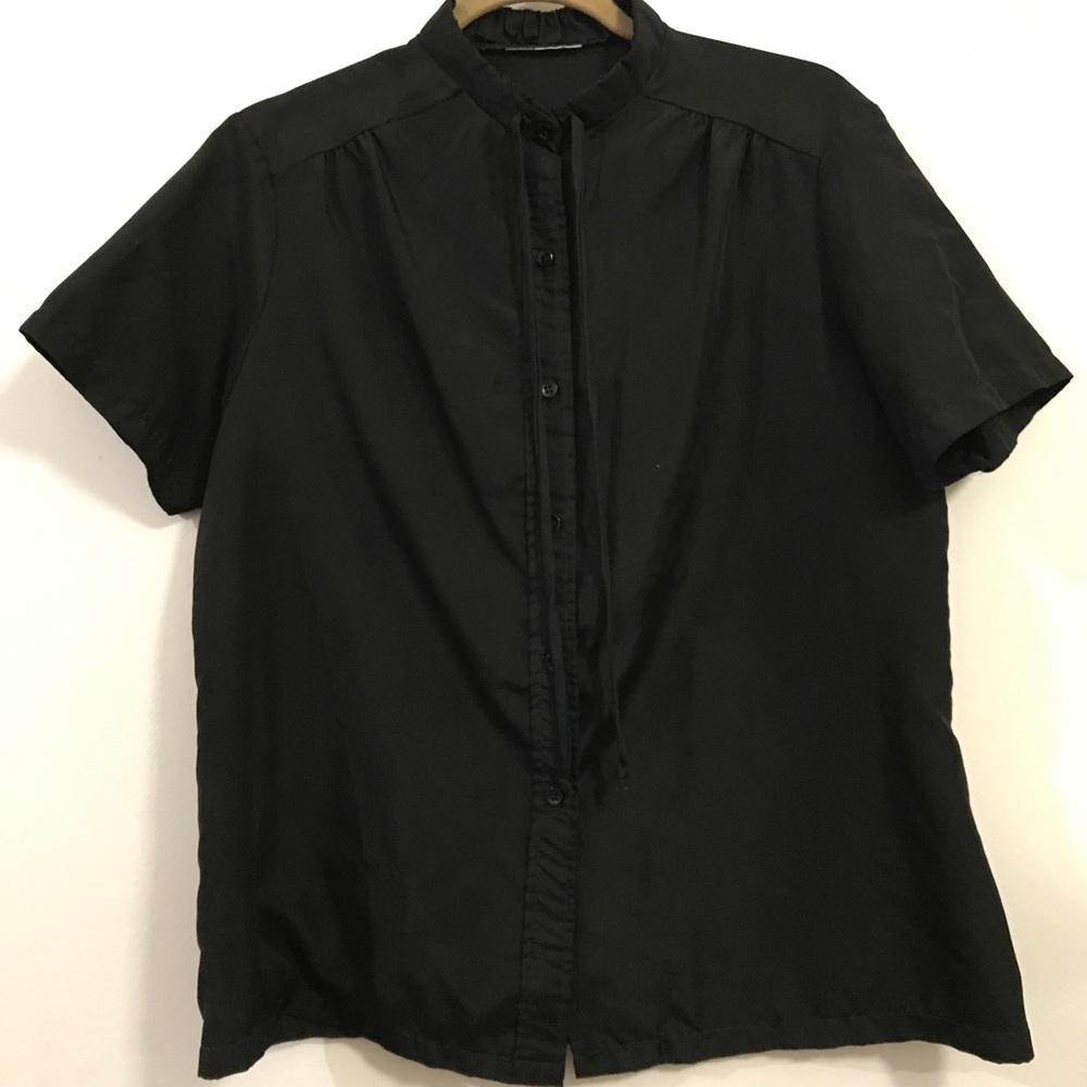 Vintage blouse with tie neck tie