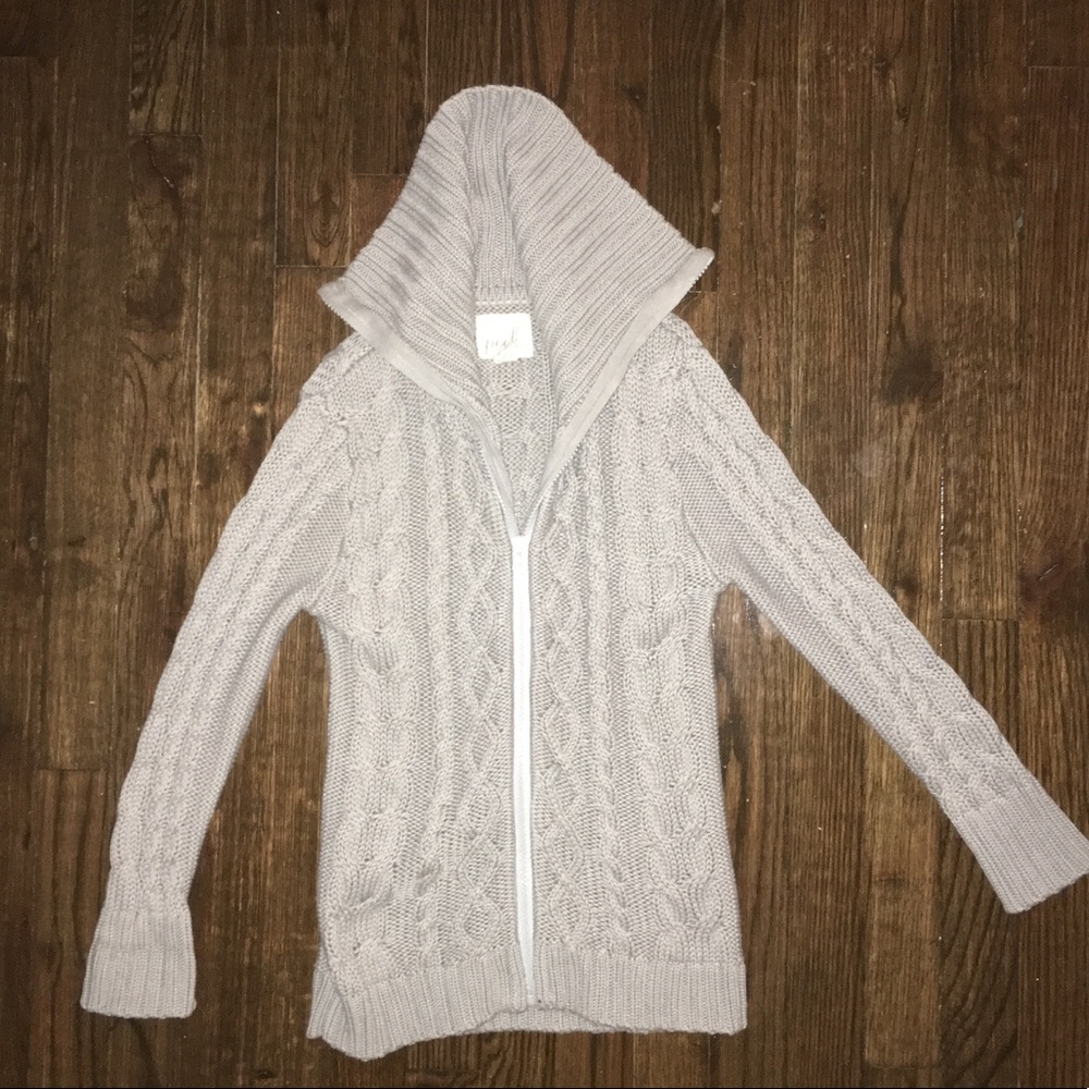 Like new EUC Peek kids sweater size m 6/7