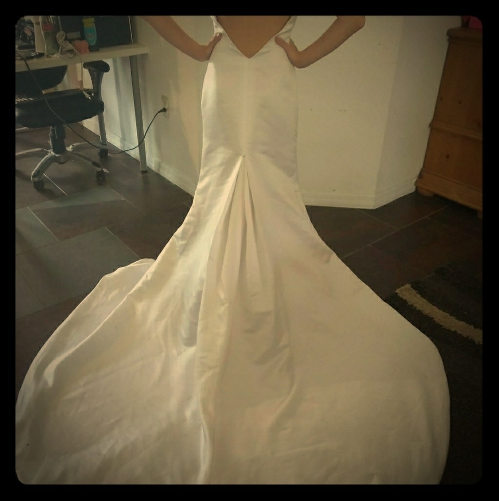 Wedding gown