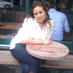 Meet your Posher, Becky