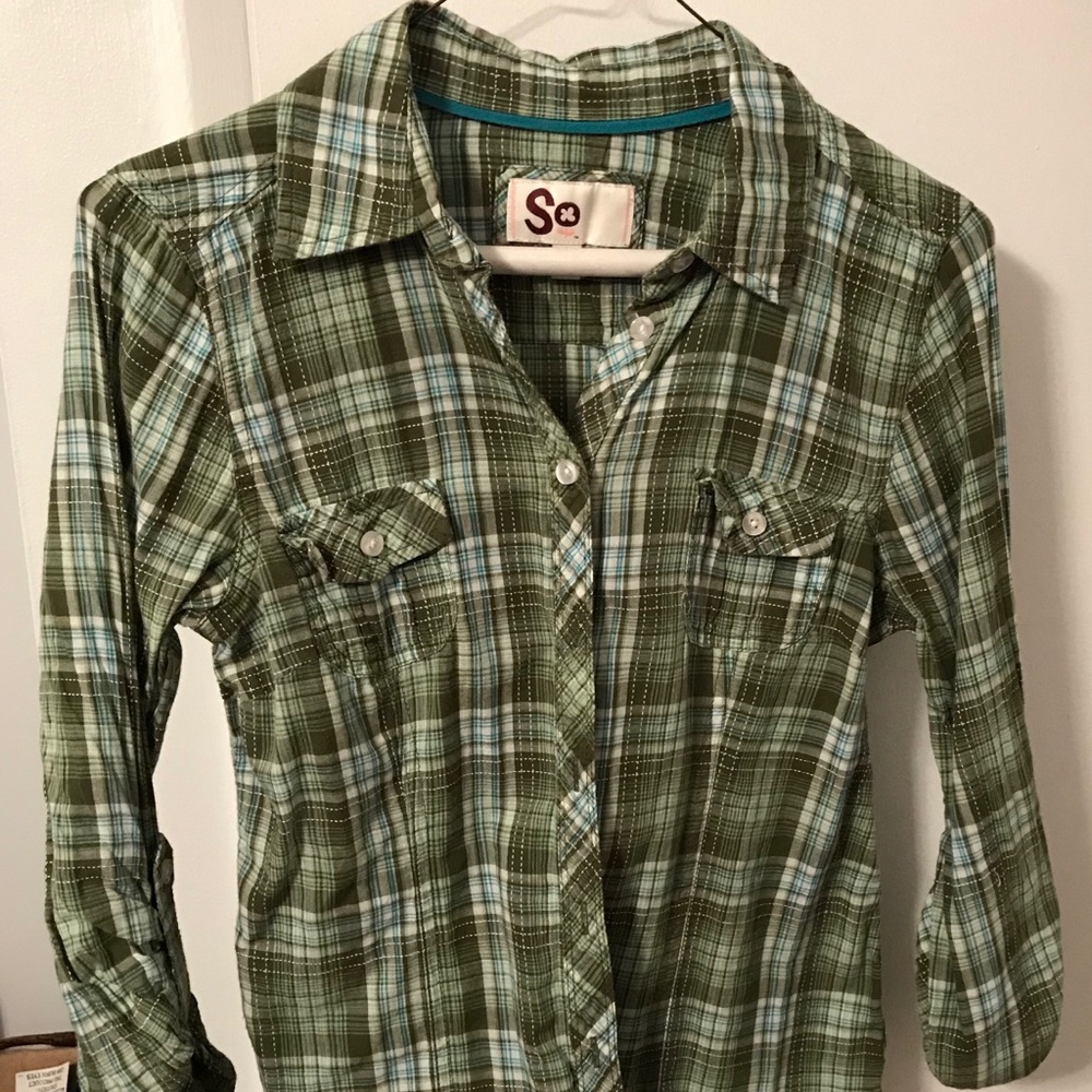Long sleeve plaid button ups