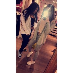 Meet your Posher, Brianne