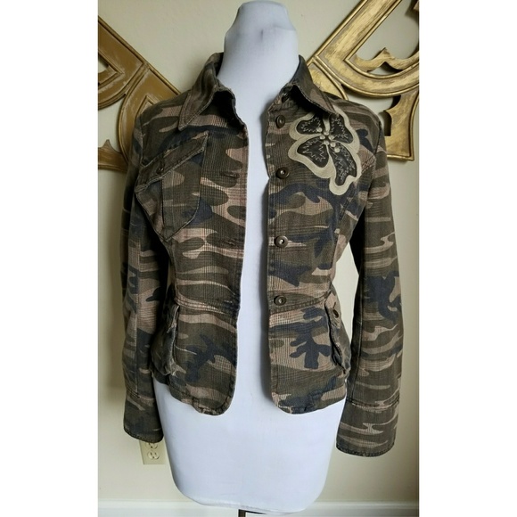 Motivi Jackets & Blazers - MOTIVI camo and plaid jacket