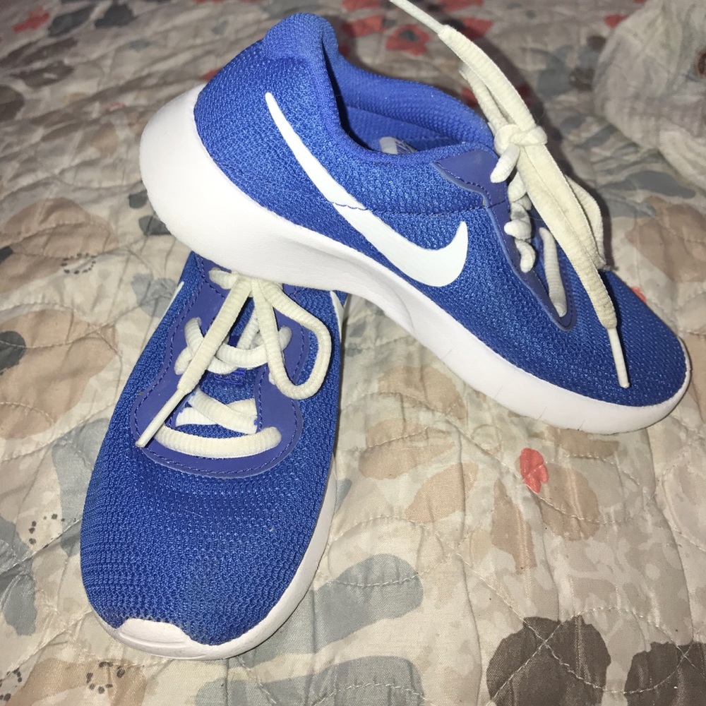 Boys Royal Blue Nike Sneakers