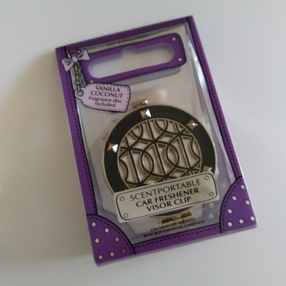 B&BW Vanilla Coconut Car Freshener Visor Clip