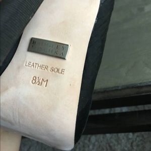 Badgley mischka heels