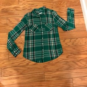 EUC Green plaid shirt - S