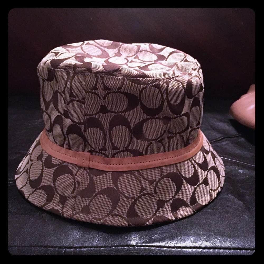 Women’s Coach Bucket Hat