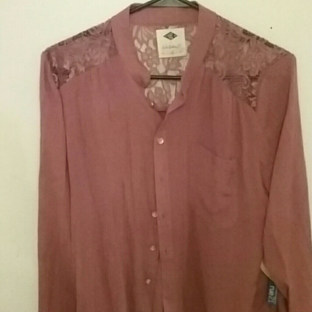 Wild Blue by Sadie Robertson blouse